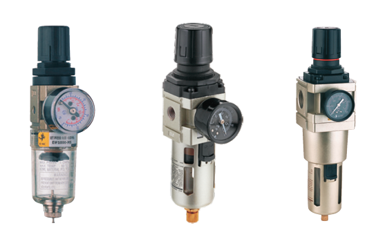 Unidad Filtro/regulador, con manómetro redondo, Tamaño 3, 145 PSI, pruga manual puertos 1/4" BSP